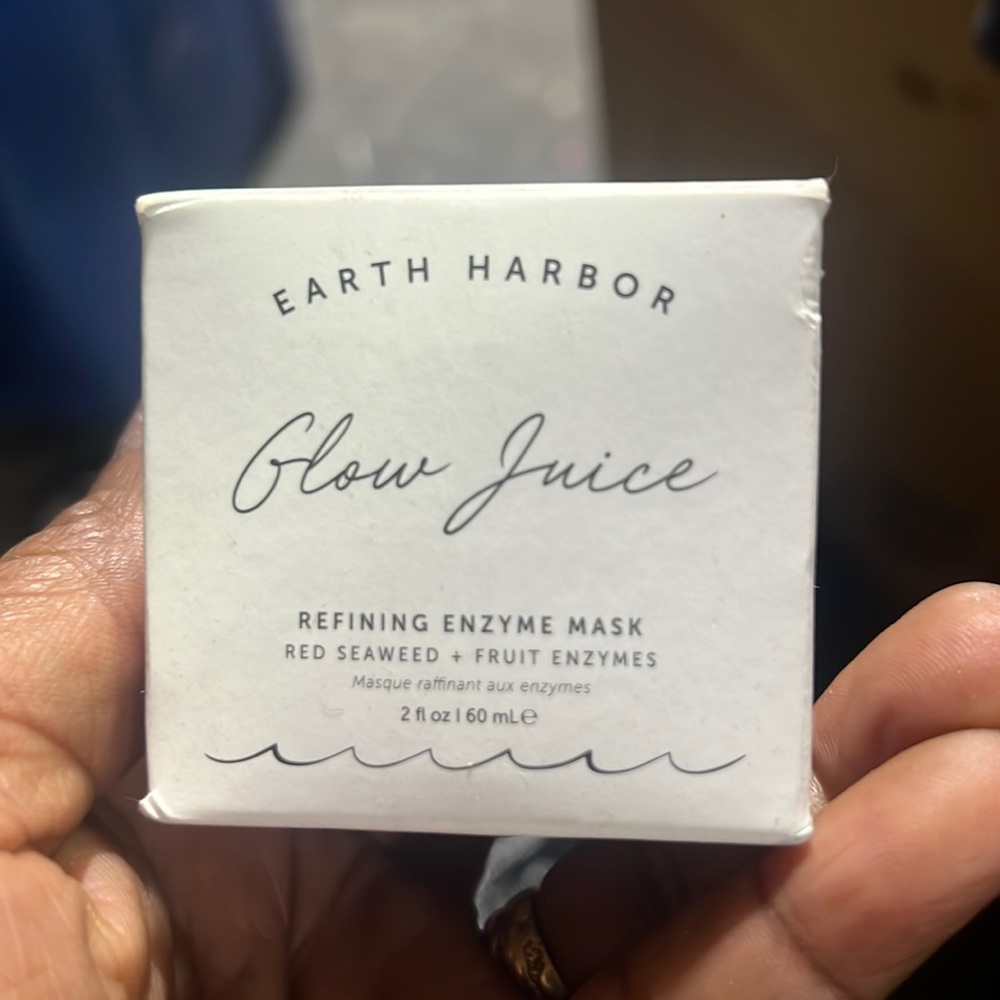 NIB - Earth Harbor Glow Juice✅